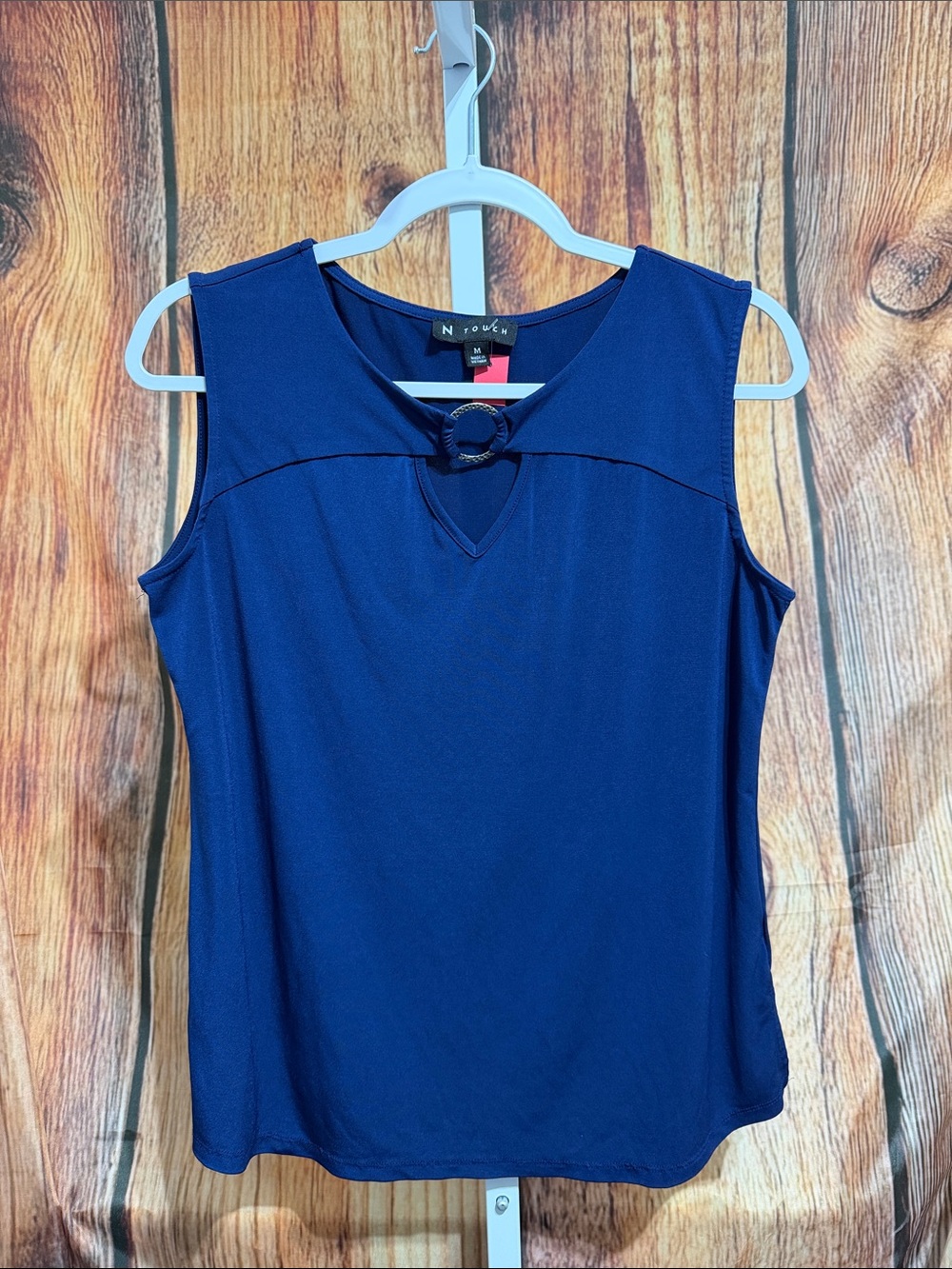 🚨(4/$10) N Touch Buckle Keyhole Blouse Size M
